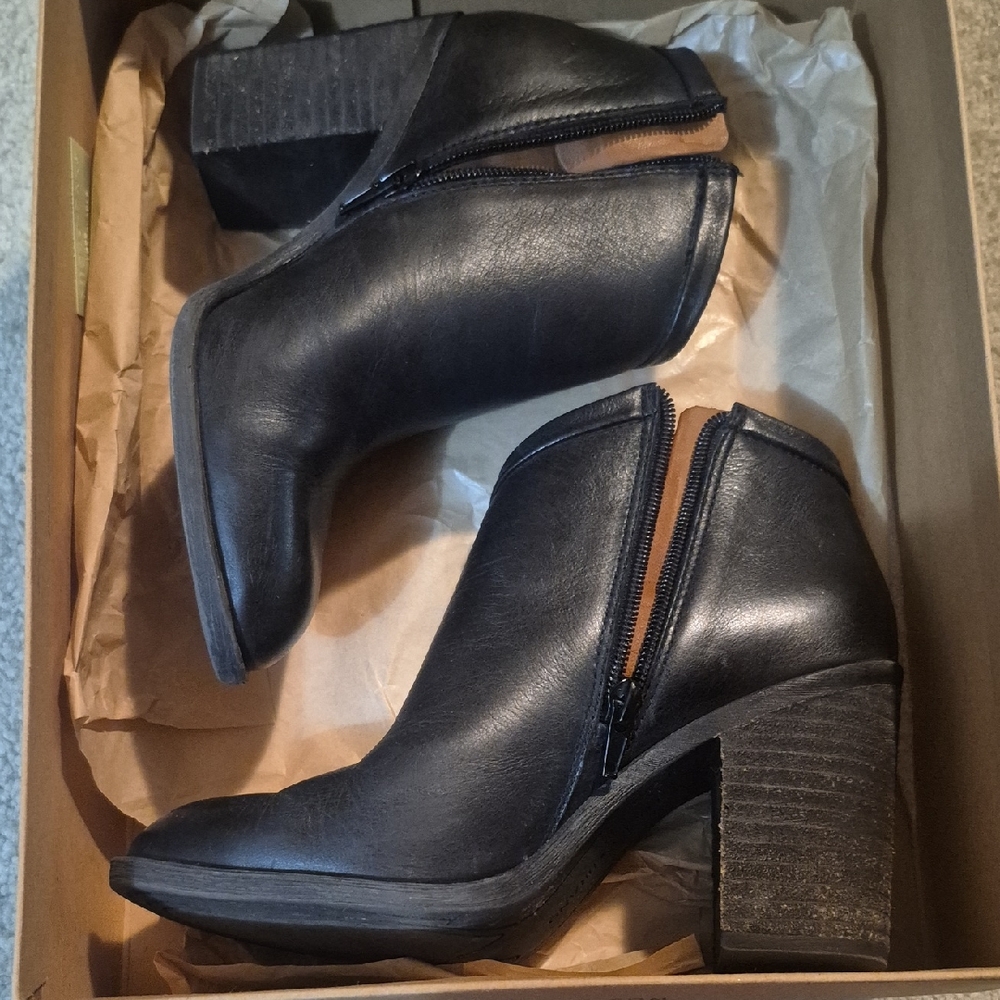 Lucky Brand Black Ankle Booties